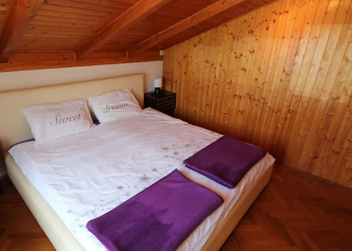 アパート Nikolina *